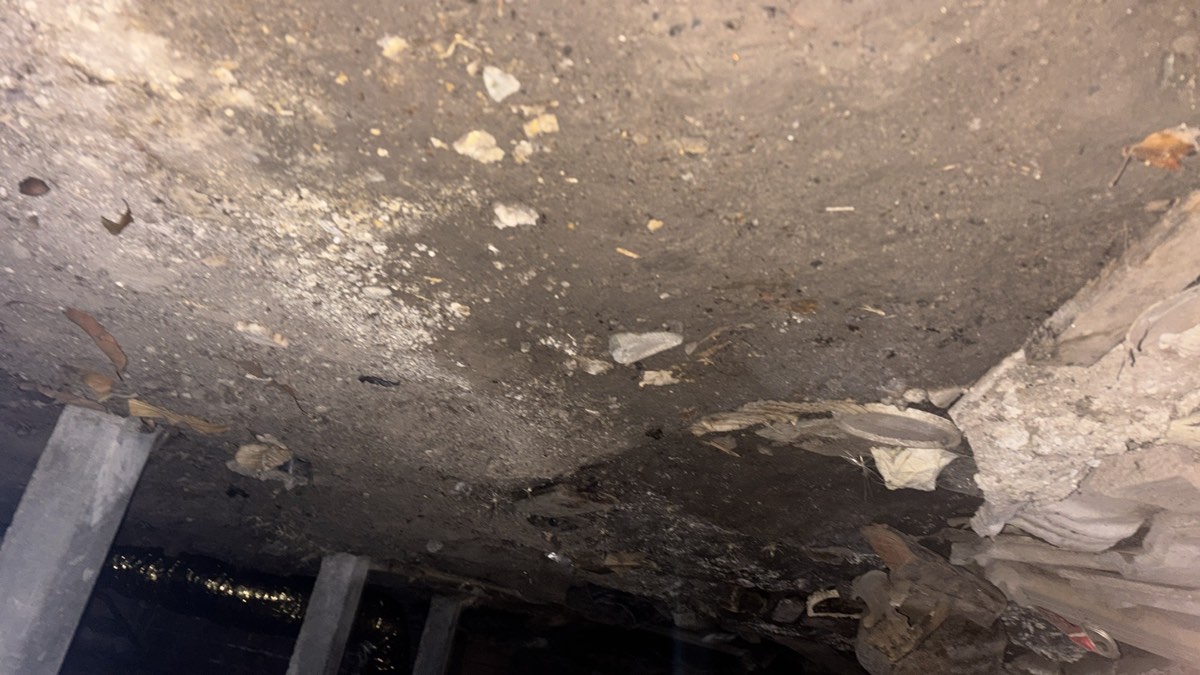 Evidence of prior leaking, recorded during a pre-purchase inspection in Craigieburn
