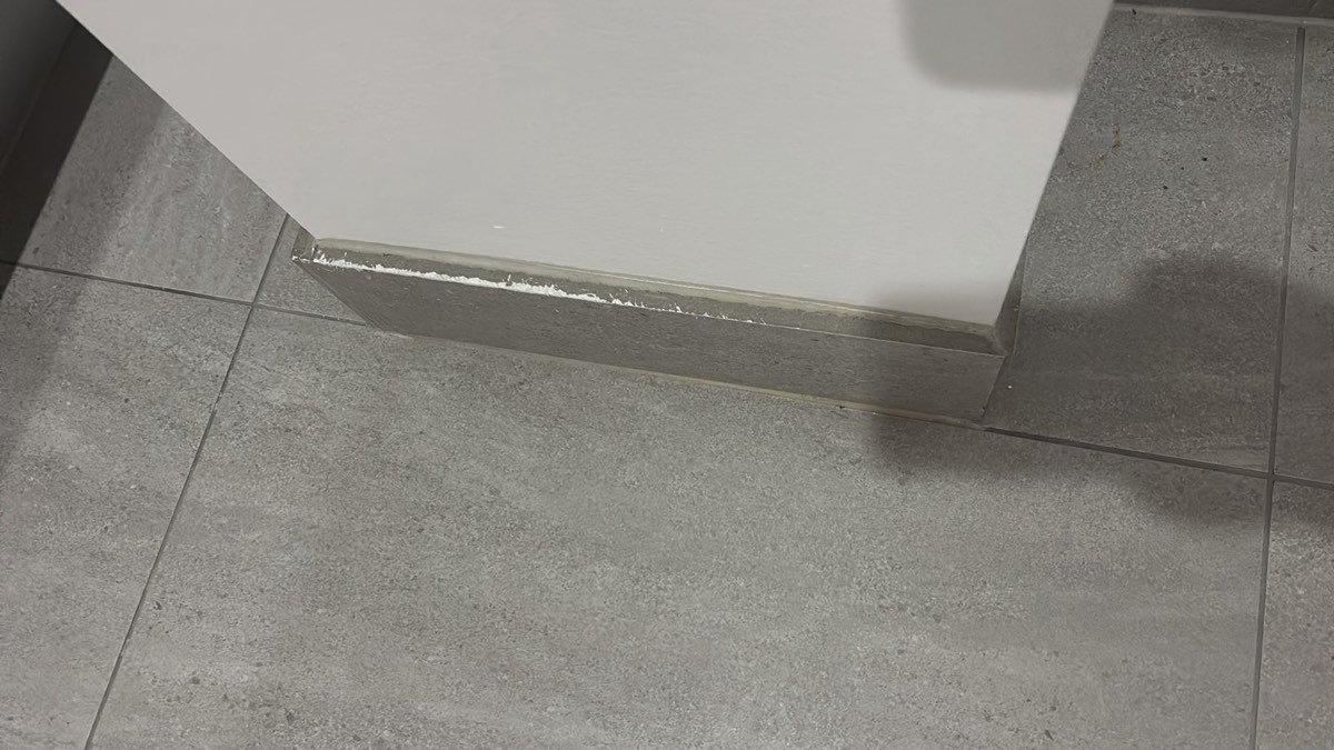 General painting defects noted internally, Craigieburn