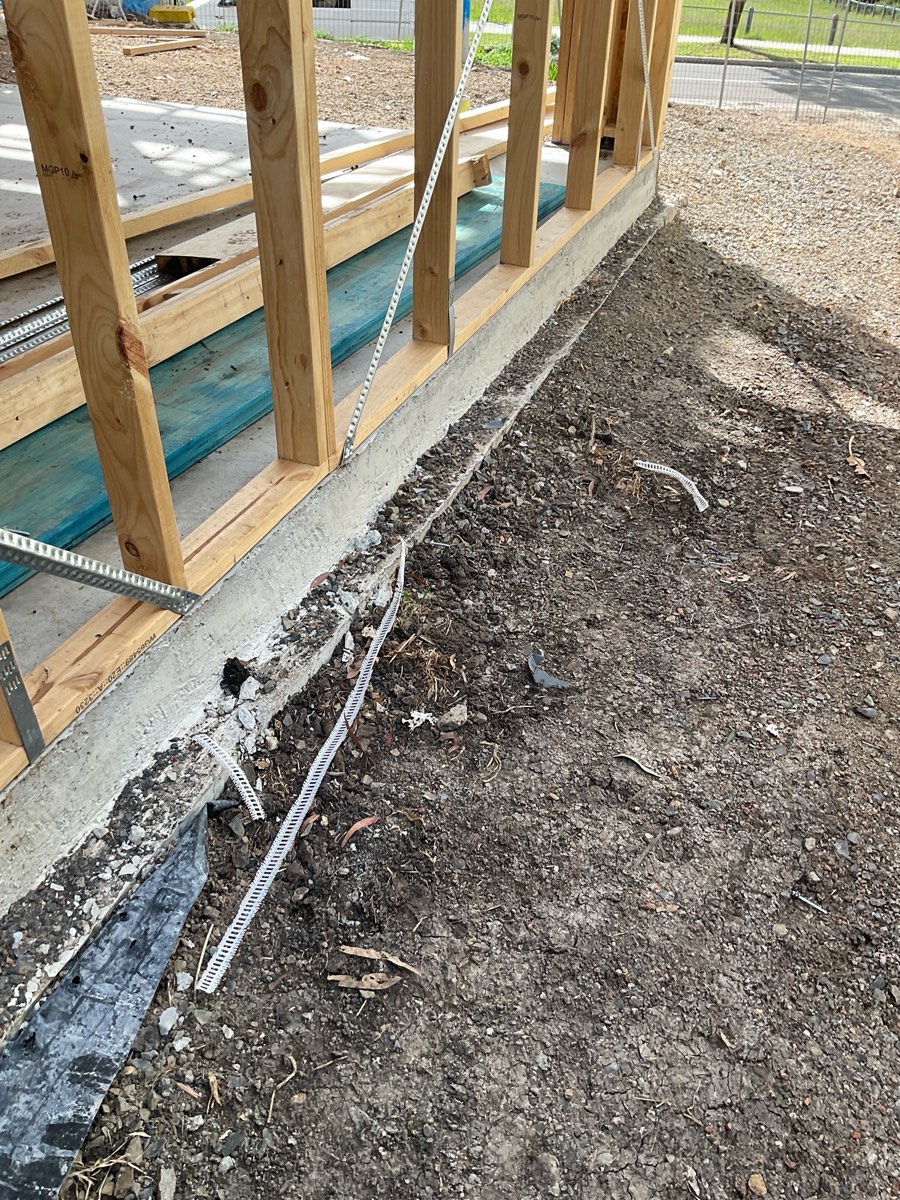 Additional vapour barrier sections missing, recorded during a frame inspection in Craigieburn
